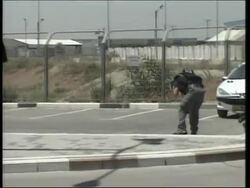 WRAP Israeli troops kill alleged militant comdr, 4 soldiers wounded, Israeli cabinet mtg News Clip