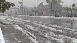 Heavy snow blankets the Syrian capital News Clip