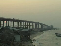 Timelapse pamban bridge rameshwaram tamil nadu Stock Footage