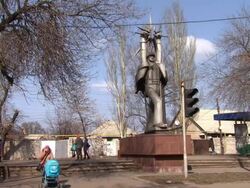 Statue In Suburb Of Dontesk News Clip