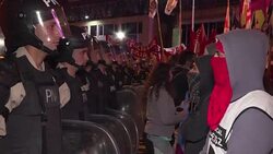 CLEAN : Argentina strike: tensions at main Buenos Aires entrance News Clip