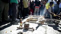 VOICED : Protesta en Haiti a dias de las presidenciales News Clip