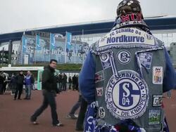 FC Schalke 04 v TSG 1899 Hoffenheim - Bundesliga Stock Footage