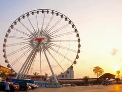 ferris wheel at sunset Stock Footage