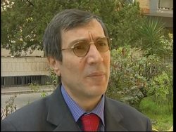 Parkinson expert on Pope's medical condition News Clip