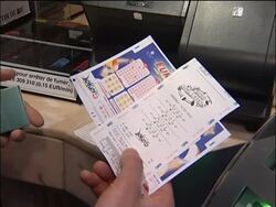 Rush to buy Euromillions lottery tickets for 129 million euros jackpot Instructional Video