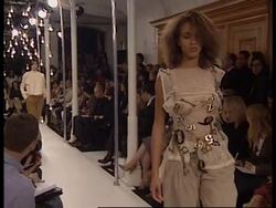 ENTERTAINMENT DAILY: ENT3- PREEN/SMITH News Clip