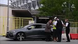 VOICED : Policia de Londres realiza explosion controlada News Clip