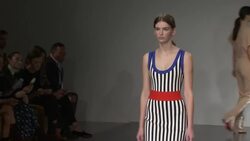 London based designer David Koma launches his latest collection at LFW Instructional Video