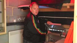 Nick Veasey: Exposing the invisible Instructional Video