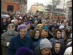 Ukraine/Russia - Easter Services News Clip