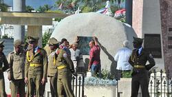 CLEAN : Photos of Fidel Castro's tomb News Clip