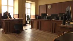 CLEAN : Frenchwoman who smuggled migrant lover to UK faces appeal trial News Clip