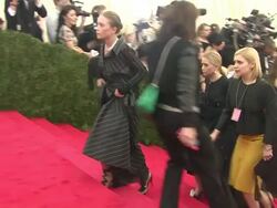 Mary-Kate Olsen and Ashley Olsen - 'Charles James: Beyond Fashion' Costume Institute Gala - Arrivals Stock Footage