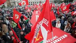 CLEAN : Italy protesters stage News Clip