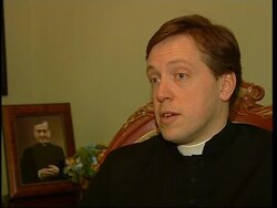 Vatican analyst, plus stone carving that says Pope will live News Clip