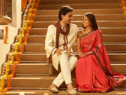 Couple celebrating diwali festival Stock Footage