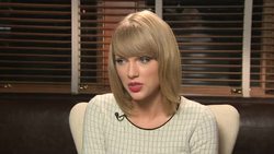 Taylor Swift visits with New York City public school kids to talk about reading and writing News Clip