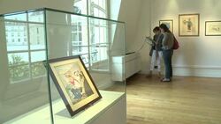 CLEAN: Tintin comic book cover fetches record pric News Clip