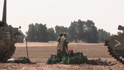 CLEAN : Israeli tanks mass near Gaza border News Clip