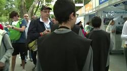 VOICED : Una feria para conquistar fieles News Clip