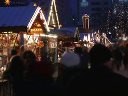 christmas market Stock Footage