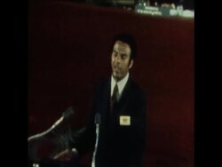 SYND 20 5 77 US-UN AMBASSADOR YOUNG AND ROBERT MUGABE SPEAKING IN MAPUTO News Clip