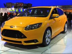 2013 Ford Focus ST montage Stock Footage