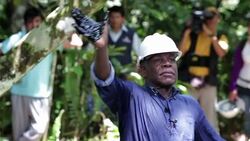 CLEAN : US actor Danny Glover supports anti News Clip