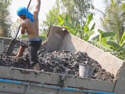 close up : man attempt to dig soil and look Stock Footage