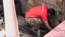 The public is once again getting a close view of scientists uncovering fossils from liquid asphalt pools in the heart of Los Angeles, better known as the La Brea Tar Pits. (June 19) News Clip