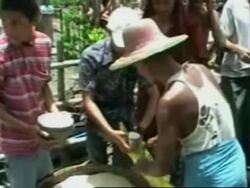 WRAP Aid distribution efforts in Daedaye ADDS UN presser News Clip