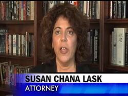 The Obama administration's top housing official says mortgage lenders are within their rights to resume foreclosures. But he cautioned they could face federal fines if it is found that they cut corners on paperwork and legal procedures before seizing millions of homes. News Clip