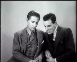 Austin Bids Perry Welcome Home News Clip