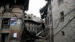 VOICED : Mas de 4.000 muertos en Nepal News Clip