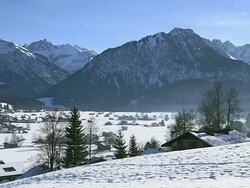 WS View of town with mountain in winter / Oberstdorf, Bavaria, Germany Stock Footage