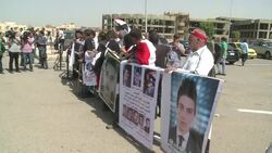 CLEAN : Pro and anti Mubarak protest outside the court News Clip