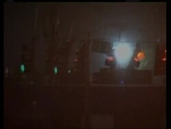 Wilma makes landfall, heavy rain and wind, GFX News Clip