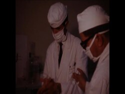 SYND 18-8-70 VACCINATIONS GIVEN TO PEOPLE News Clip