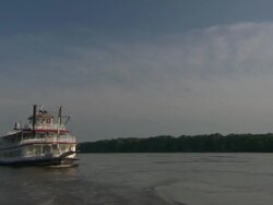 WS POV Steam boat moving in Hannibal Mississippi river / Hannibal, Missouri, United States Stock Footage