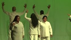 VOICED : Antiguos enemigos sanan heridas con el teatro en Colombia News Clip