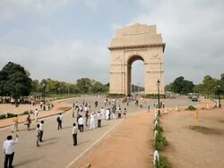  India Gate, the 42 metre high India Gate is at the eastern end of Rajpath, India, Delhi, New Delhi Stock Footage