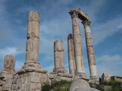 The Temple of Hercules in Amman Citadel - a national historic site at the centre of downtown Amman, Jordan Stock Footage
