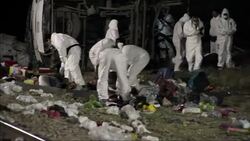 VOICED : 20 Muertos en choque de tren y bus en Mexico News Clip