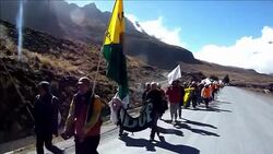 CLEAN: Bolivian natives' march to La Paz News Clip