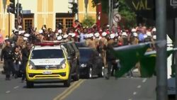 Ex Brazil president Lula arrives to testify in corruption probe Instructional Video