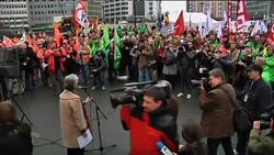 Union protesters demand drastic policy changes from EU leaders News Clip
