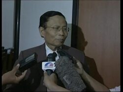 American "human shield" burns his US passport News Clip