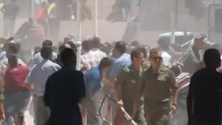 Tunisia closes border crossing with Libya after hundreds of stranded Egyptians, fleeing violence, tried to break through the passage.  (Aug. 1) News Clip