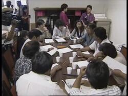 MEXICO: UNION PRESSURES GOVERNMENT OVER BUS CO. BANKRUPTCY News Clip